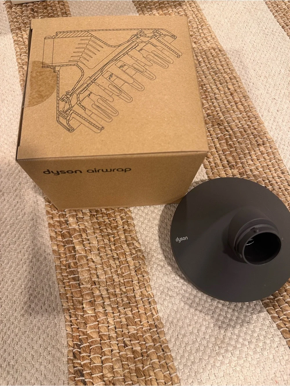 Dyson Air wrap Hair Diffuser Attachment - Black